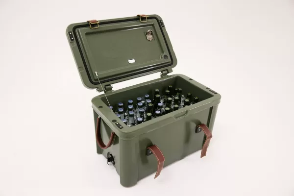 Rogue 45L Cooler with Canvas seat - Image 12